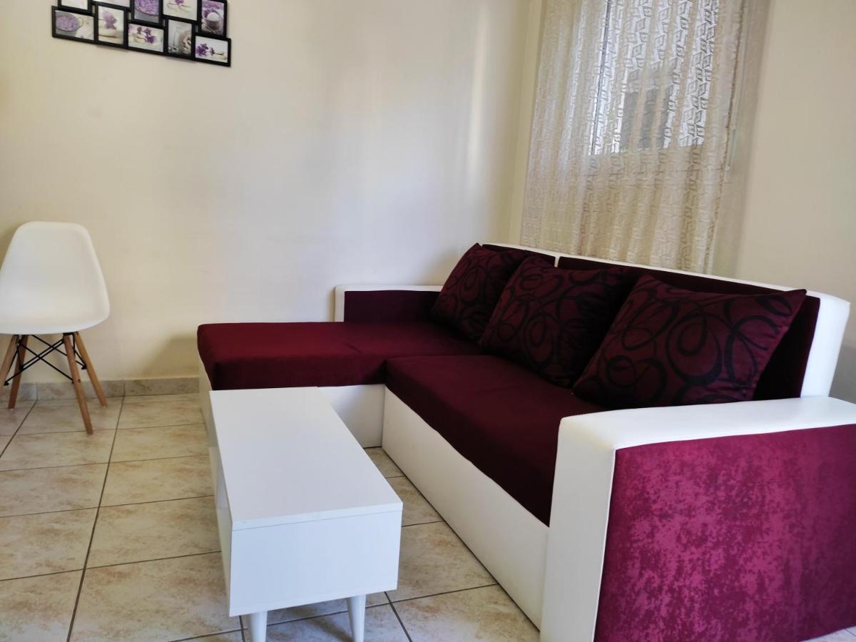 Anastasia'S & Despoina'S Apartment เซเรส ภายนอก รูปภาพ